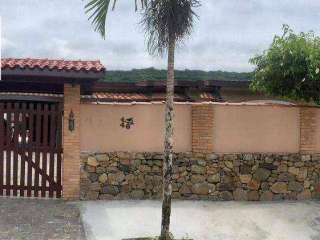 Casa com 4 dormitórios à venda, 175 m² por R$ 820.000,00 - Praia da Mococa - Caraguatatuba/SP