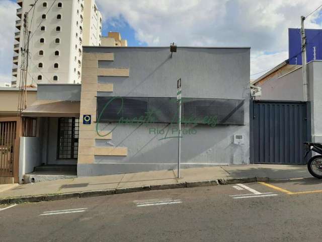 Casa comercial para locação - Próximo a Av. Alberto Andaló, no bairro Redentora