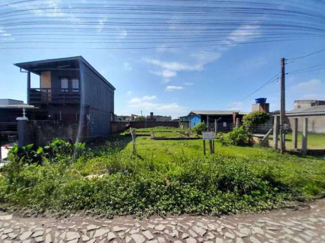 Terreno à venda no Bairro Rainha do Mar com 300 m² de área privativa