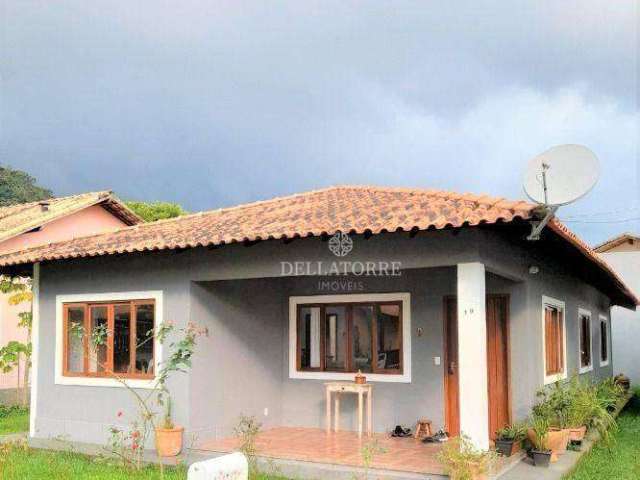 Casa com 3 dormitórios à venda, 109 m² por R$ 550.000,00 - Vargem Grande - Teresópolis/RJ