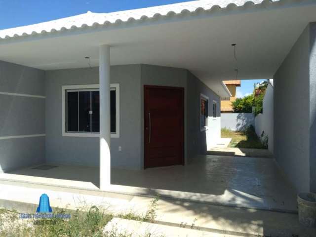 Casa à venda no bairro Centro (Praia Seca) - Araruama/RJ
