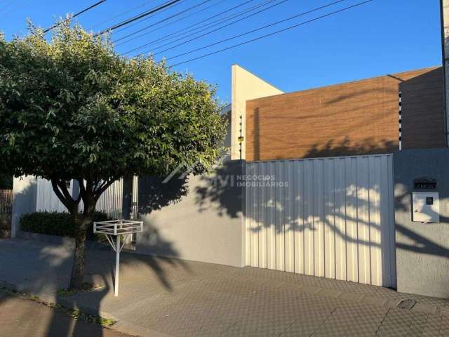 Casa com 3 quartos à venda na Rua Marechal Deodoro da Fonseca, 52, Jardim Alto da Boa Vista, Rolândia, 216 m2 por R$ 900.000