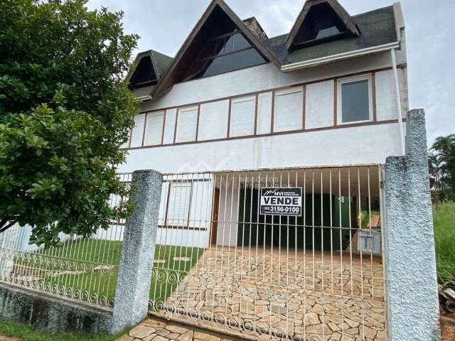 Casa com 5 quartos à venda na Rua Leonardo Ferelle, 95, Jardim Caviúna, Rolândia, 441 m2 por R$ 1.700.000