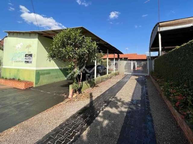 Casa com 3 quartos à venda na Avenida Presidente Getúlio Vargas, 1259, Centro, Rolândia, 300 m2 por R$ 1.300.000