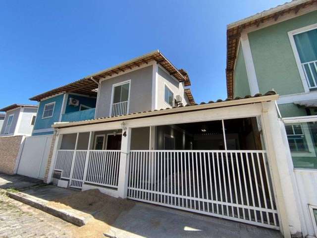 Casa com 2 dormitórios à venda, 70 m² por R$ 240.000,00 - Chácara Mariléa - Rio das Ostras/RJ