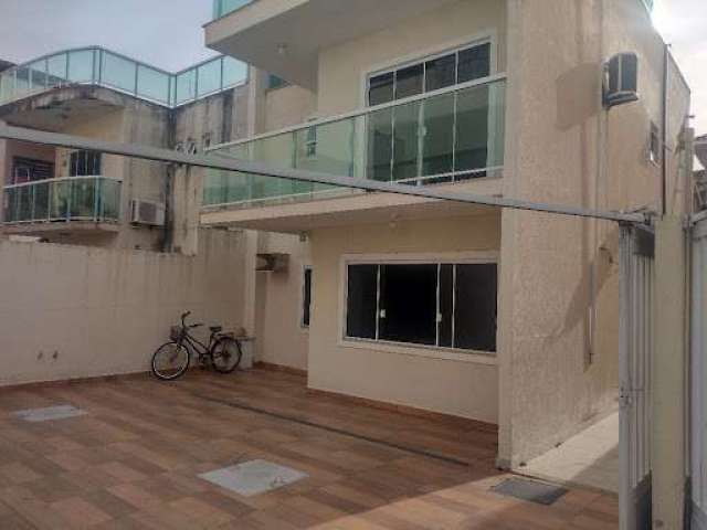 Casa com 3 dormitórios à venda, 258 m² por R$ 475.000,00 - Jardim Mariléa - Rio das Ostras/RJ