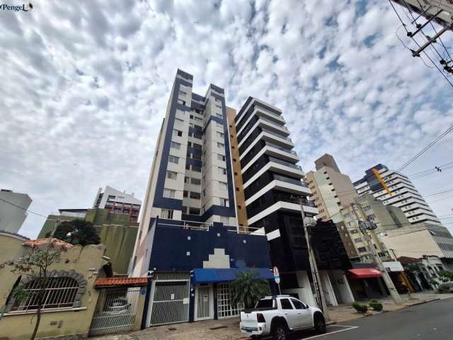 Apartamento Curitiba Centro com 2 quartos terraço amplo face norte
