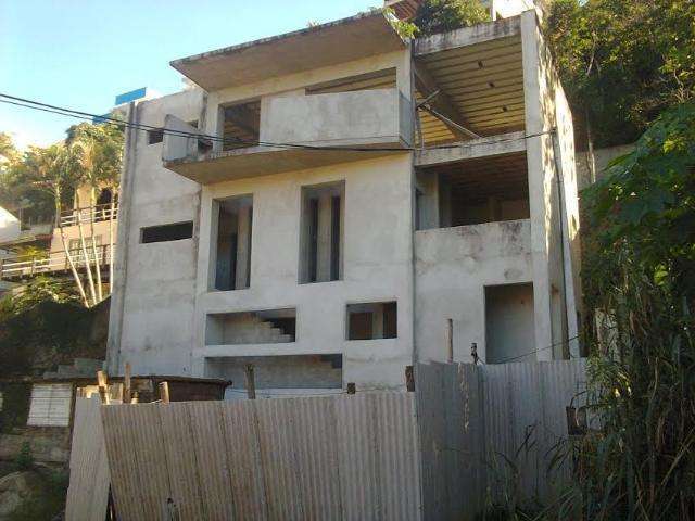 Casa com 4 dormitórios à venda, 177 m² por R$ 375.000,00 - Maravista - Niterói/RJ