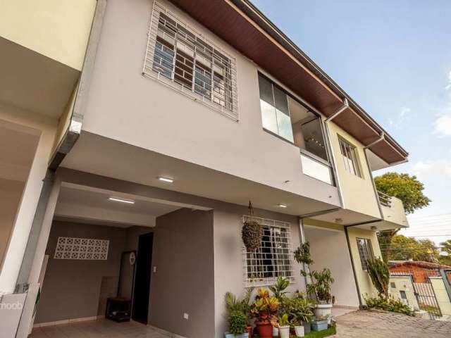 Casa em condomínio fechado com 2 quartos à venda na Rua Irmão Luiz Vicente, 269, Cajuru, Curitiba por R$ 399.800