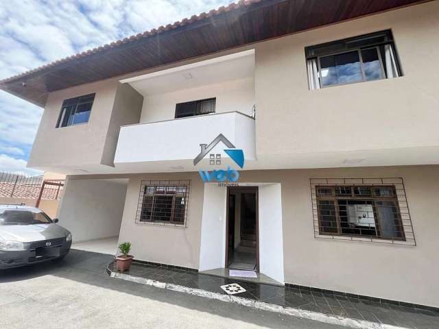 Casa em condomínio fechado com 3 quartos à venda na Rua Fortaleza, 887, Cajuru, Curitiba por R$ 475.000