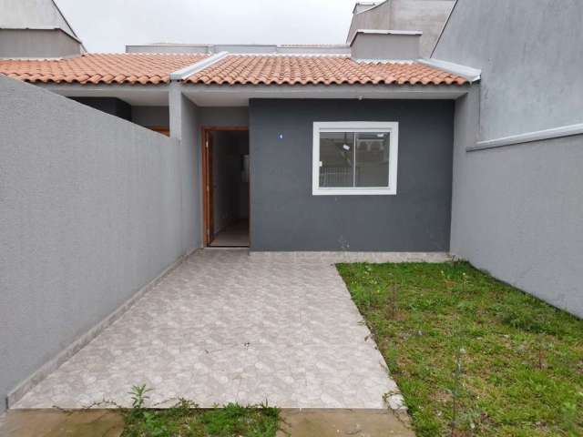 Casa com 2 quartos à venda na Rua Davenir Marques Viana, 219, Campo de Santana, Curitiba por R$ 215.000
