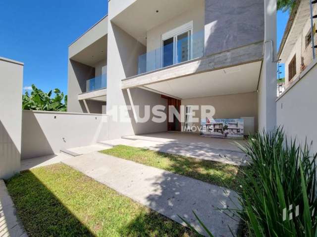 Casa com 3 dormitórios à venda, 154 m² por R$ 795.000,00 - Jardim Mauá - Novo Hamburgo/RS
