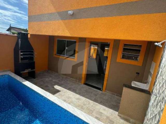 Sobrado para venda, 2 dormitórios, 59m² por R$ 319.000,00 - Itanhaém  - SO3737