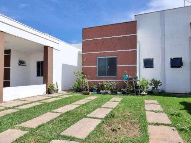 VENDO - Casa no Condomínio Maria Mota em Cuiabá MT.