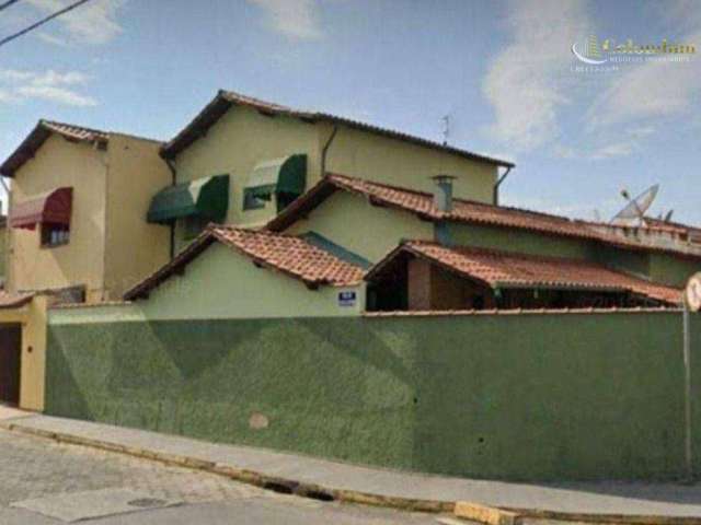 Casa com 4 dormitórios à venda, 295 m² por R$ 860.000,00 - Campo do Galvão - Guaratinguetá/SP