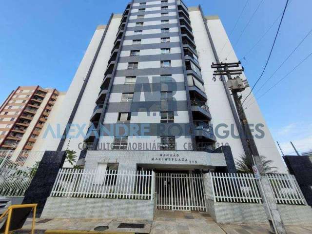 Apartamento para venda possui 198m2, 3 quartos em Treze de Julho - Aracaju - SE