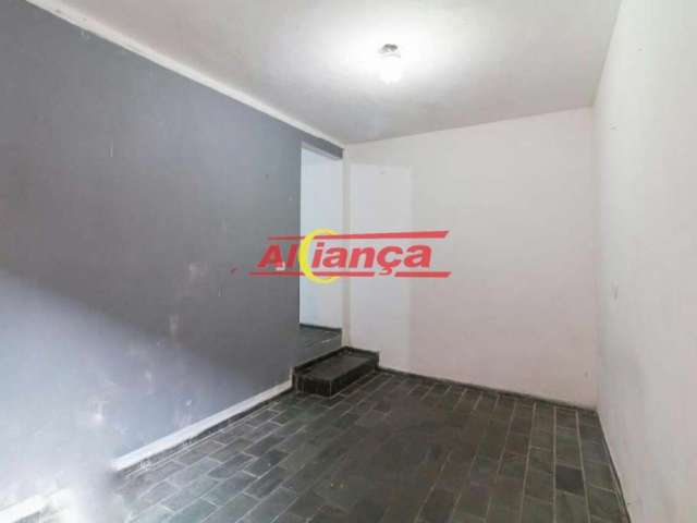 Casa para alugar 01 quarto 45 m², Jardim Palmira- Guarulhos por R$ 800,00