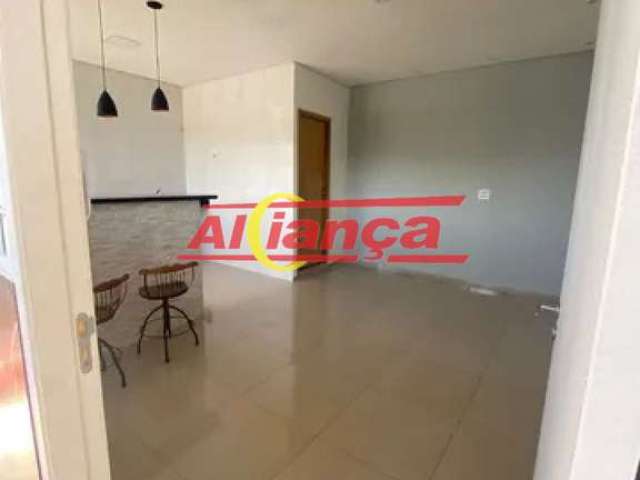 Apartamento com 2 quartos para alugar, 65m² - Jd Adriana - Guarulhos/SP - por R$1350,00