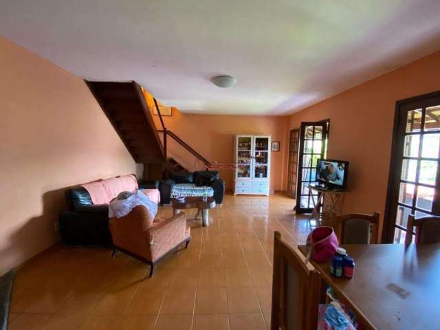 Casa com 3 quartos à venda na Rua Oliveira Lima, Fazendinha, Teresópolis, 130 m2 por R$ 550.000