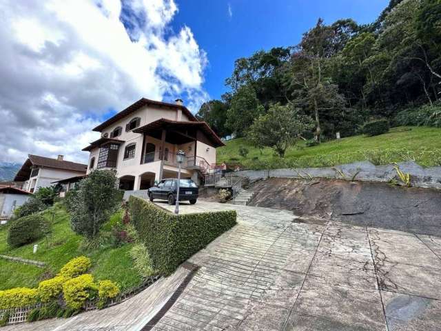 Casa com 4 quartos à venda na Rua Dolores Duran, Quinta da Barra, Teresópolis, 235 m2 por R$ 930.000