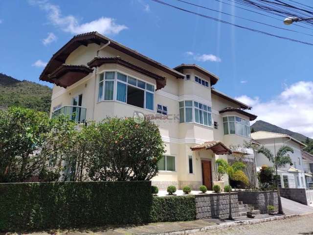 Casa em condomínio fechado com 6 quartos para alugar na Rua Álvaro Caldas, Tijuca, Teresópolis, 250 m2 por R$ 7.500