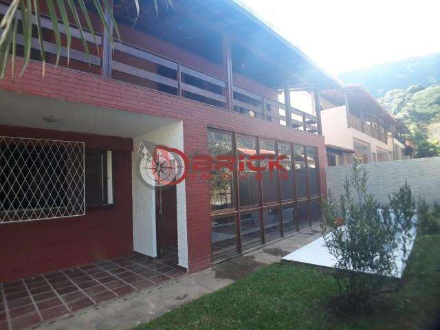 Casa em condomínio fechado com 5 quartos à venda na Rua Afonso Arinos, Carlos Guinle, Teresópolis, 350 m2 por R$ 1.090.000