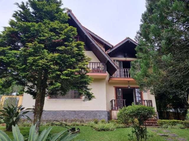 Casa com 4 quartos à venda na Rua Omar Magalhães, Parque do Ingá, Teresópolis, 284 m2 por R$ 799.000