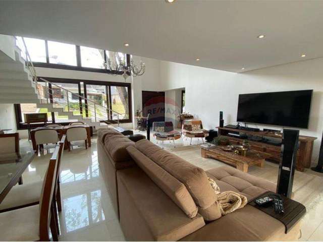 Excepcional imóvel à venda, 550 m² por R$ 3.350.000 - Nova Higienópolis - Jandira/SP
