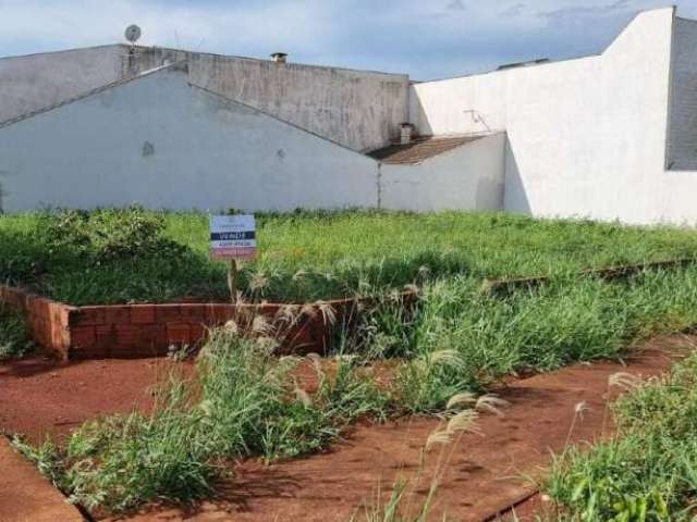 Terreno à venda no Jardim Três Lagoas, em Maringá-PR