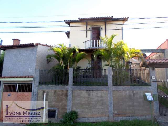 Casa 2 Pavimentos em Governador Portela - Miguel Pereira, RJ