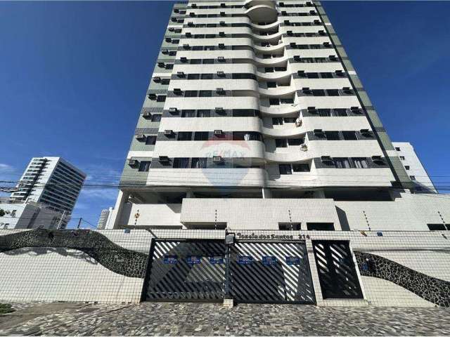 Apartamento de 86m2 a venda em Candeias 3 quartos (1 suite) + dep. completa, varanda e vista mar
