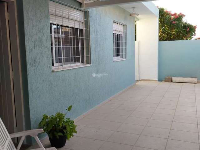 Casa com 4 quartos para alugar na Rua Almirante Carlos da Silveira Carneiro, 278, Agronômica, Florianópolis, 110 m2 por R$ 6.000