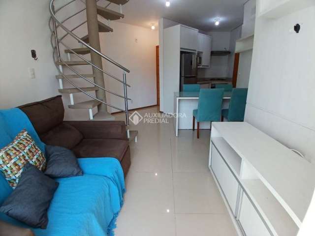 Cobertura com 2 quartos para alugar na Rua Aroeira da Praia, 45, Rio Tavares, Florianópolis, 78 m2 por R$ 5.500