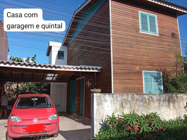 Casa no Rio Vermelho em condomínio à venda  com 2 quarto(s)