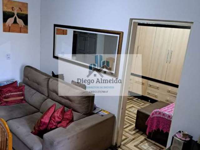 Casa com 2 quartos à venda no Parque Pinheiros, Taboão da Serra , 85 m2 por R$ 220.000