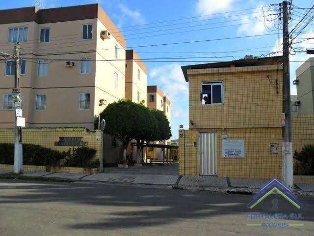 Apartamento com 3 dormitórios à venda, 67 m² por R$ 170.000,00 - Tauape - Fortaleza/CE