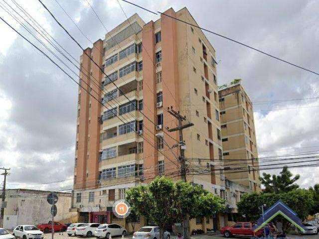 Apartamento com 3 dormitórios à venda, 105 m² por R$ 235.000,00 - Farias Brito - Fortaleza/CE