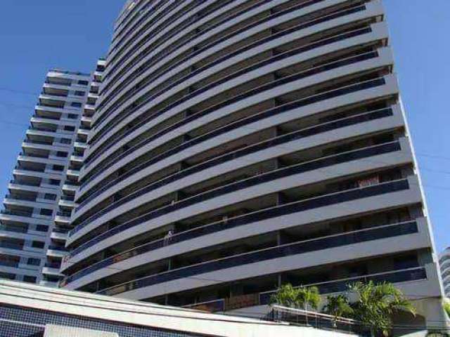 Apartamento com 2 dormitórios à venda, 64 m² por R$ 750.000 - Meireles - Fortaleza/CE