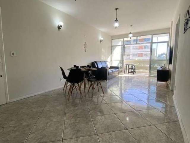 Apartamento com 4 quartos, 134m², à venda em Cabo Frio, Centro