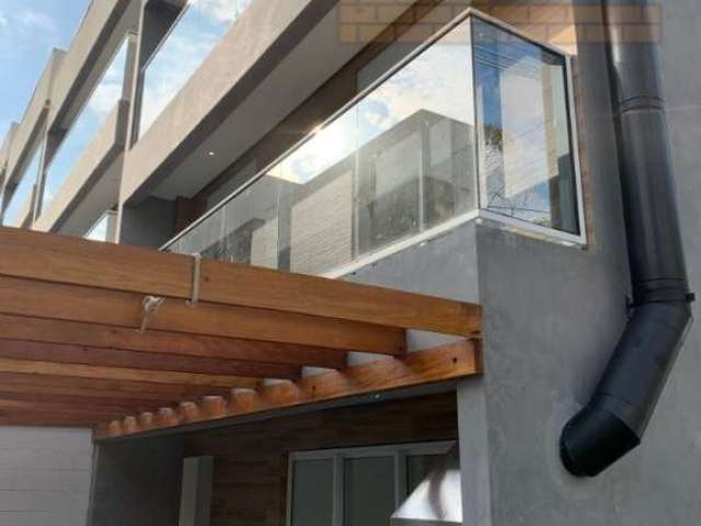 Casa em condomínio fechado com 3 quartos à venda na Chácara Pavoeiro, Cotia , 169 m2 por R$ 980.000