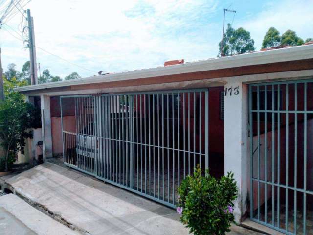 Casa com 3 quartos à venda na Rua Vera Aparecida Pelisson Bredariol, Loteamento Parque da Colina II, Itatiba, 198 m2 por R$ 370.000
