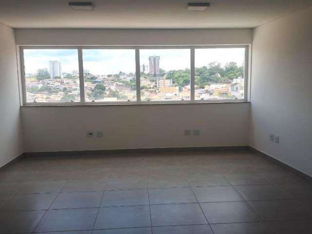Sala comercial com 1 sala para alugar na Rua Benjamin Constant, Centro, Itatiba, 45 m2 por R$ 1.600