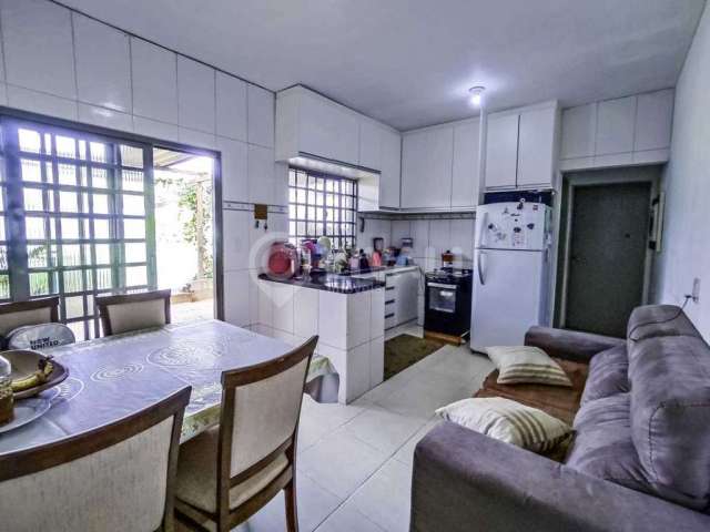 Casa com 2 quartos à venda na Estrada Municipal Benedicto Antônio Ragagnim, Parque da Colina, Itatiba, 92 m2 por R$ 424.000