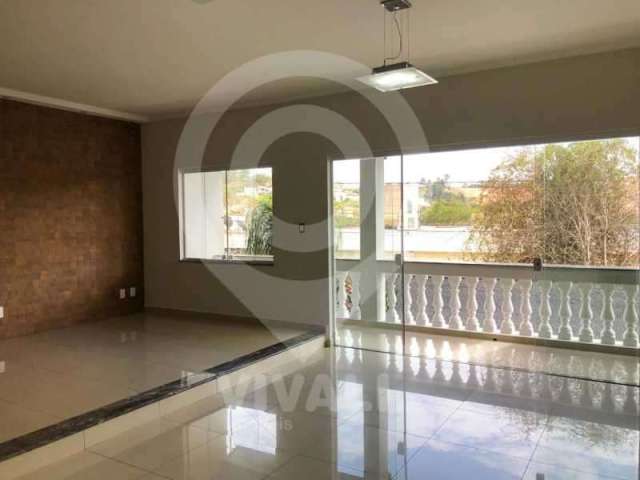 Casa com 3 quartos à venda na Rua Antônio Rodrigues da Silva, Jardim Ipê, Itatiba, 156 m2 por R$ 650.000