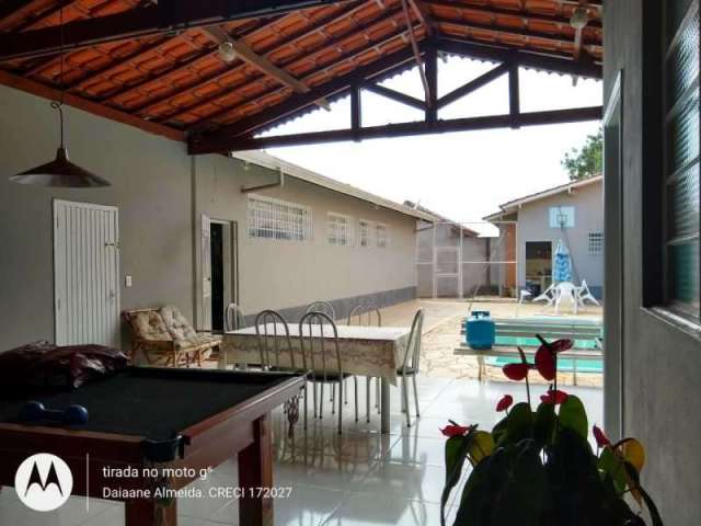 Chácara / sítio com 5 quartos à venda na Rua Verginia Bedani Tognole, Jardim Monte Verde, Itatiba, 198 m2 por R$ 800.000