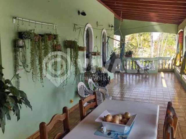 Casa em condomínio fechado com 3 quartos à venda na Rua Manoel Nogueira, Sítio da Moenda, Itatiba, 222 m2 por R$ 780.000