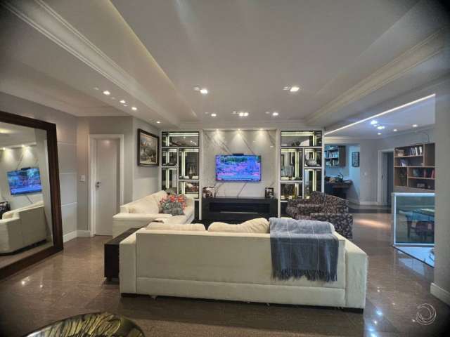 Apartamento com 5 quartos à venda no Centro, Florianópolis , 185 m2 por R$ 1.690.000