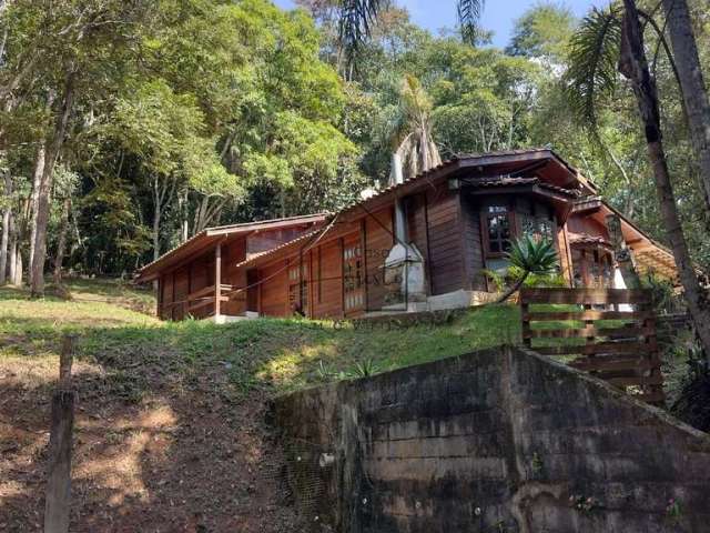 Casa térrea para Locação, em Embu das Artes, km 26 da Raposo Tavares SP