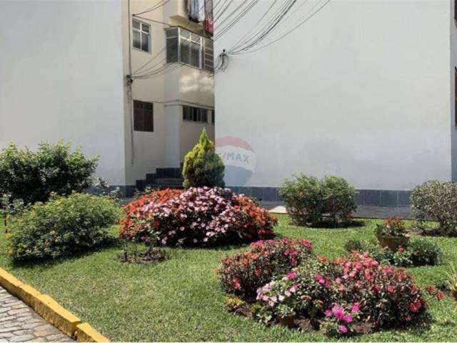 Descubra seu novo lar na encantadora Teresópolis, Tijuca. Apartamento de 46,55m², espaços acolhedores, luz natural, e comodidades!!!