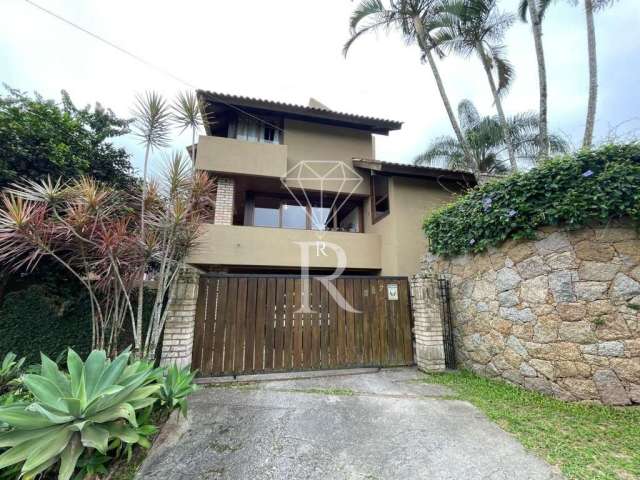 Casa com 3 quartos para alugar no João Paulo, Florianópolis  por R$ 11.000